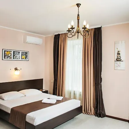 Status Aparthotel *