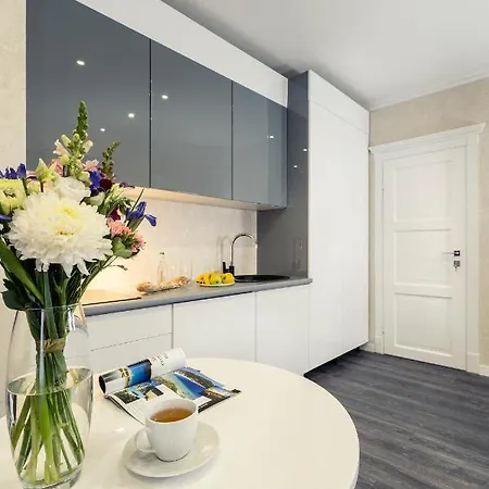 Status Aparthotel